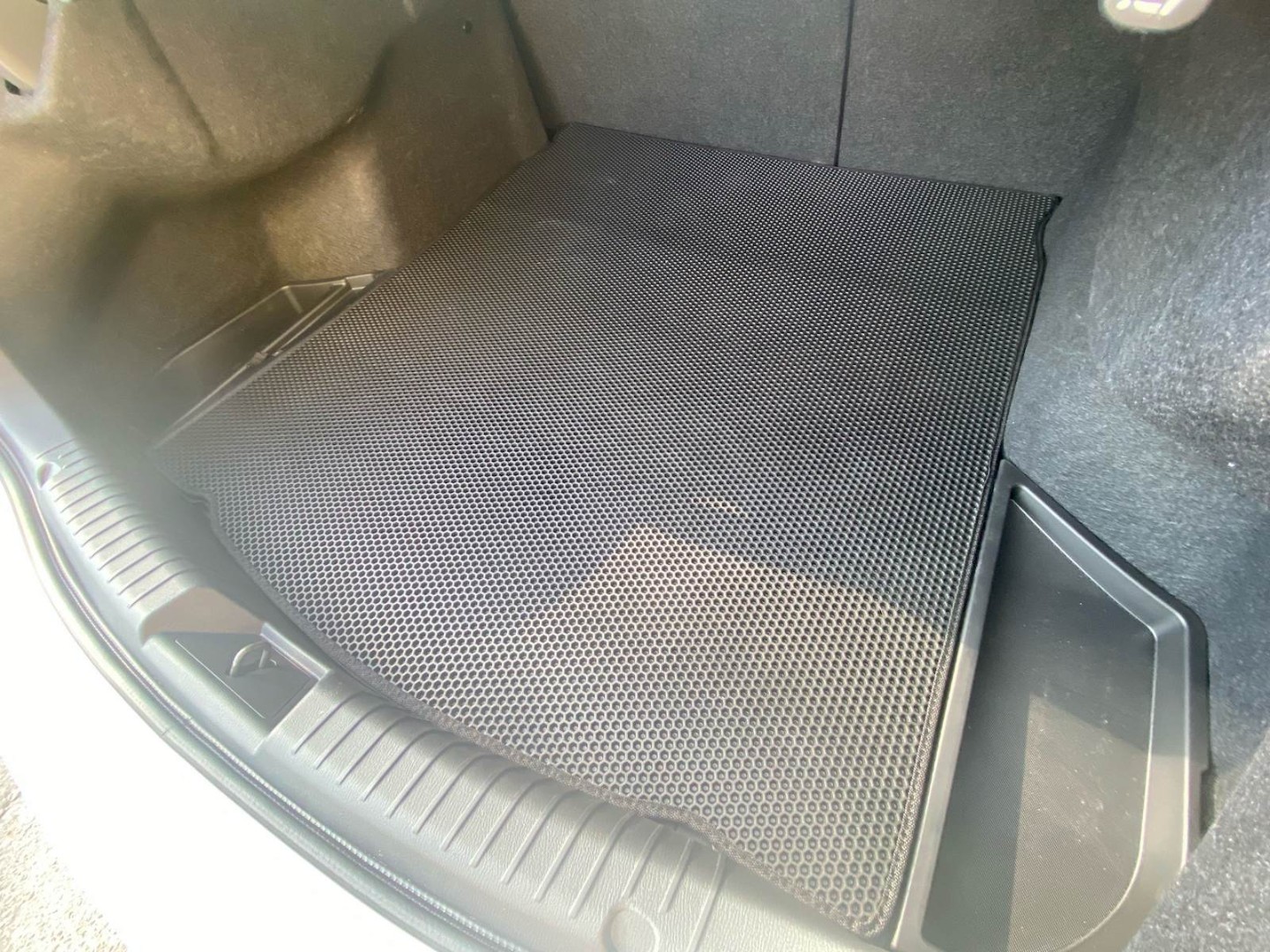 Ева коврики для Mazda 6 (GJ) 2012-2018 — nmfUoAkN0IQ resized